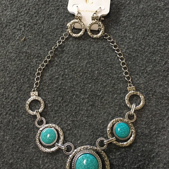 Charming Charlie’s Necklace and earrings set - Picture 1 of 5